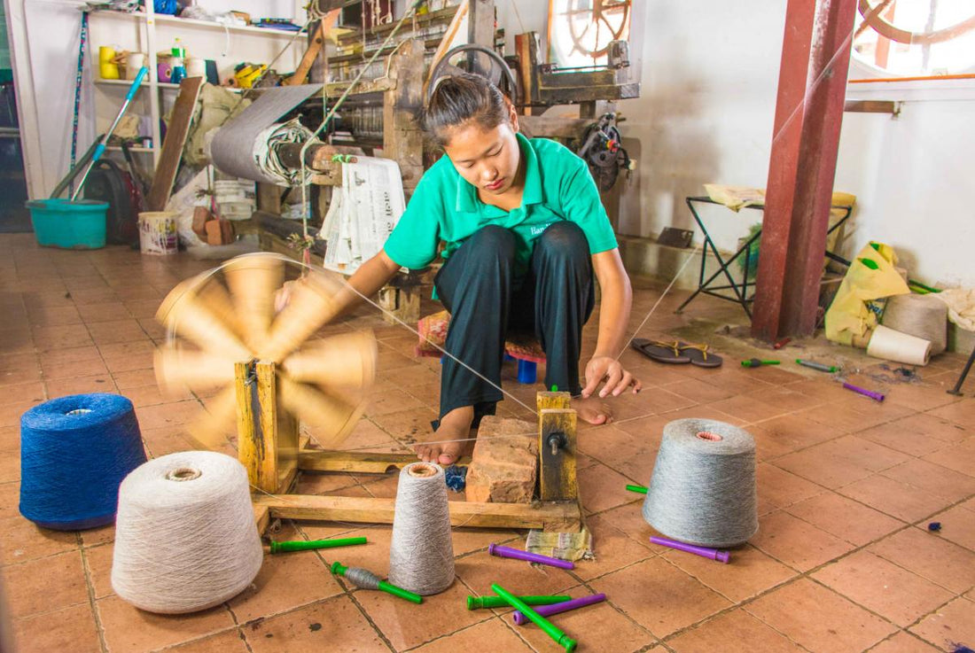 Cashmere Weaving